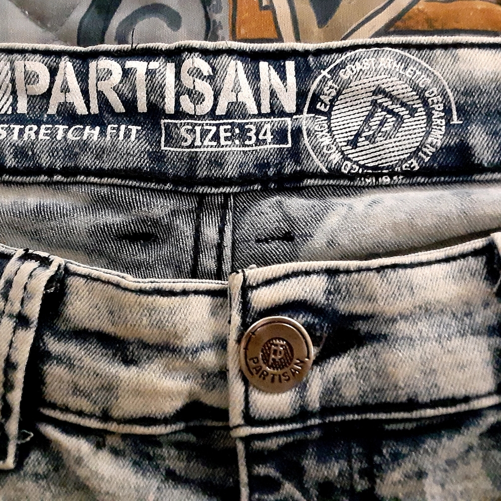 Partisan Jeans